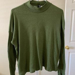 Green Mock Neck (M)